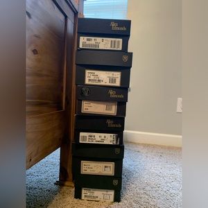 6 pairs of Men’s Allen Edmond dress shoes